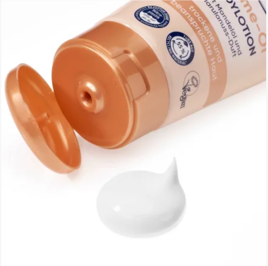 Body Lotion Creme Oil Almond Oil & Marula Nut Scent, 200 ml